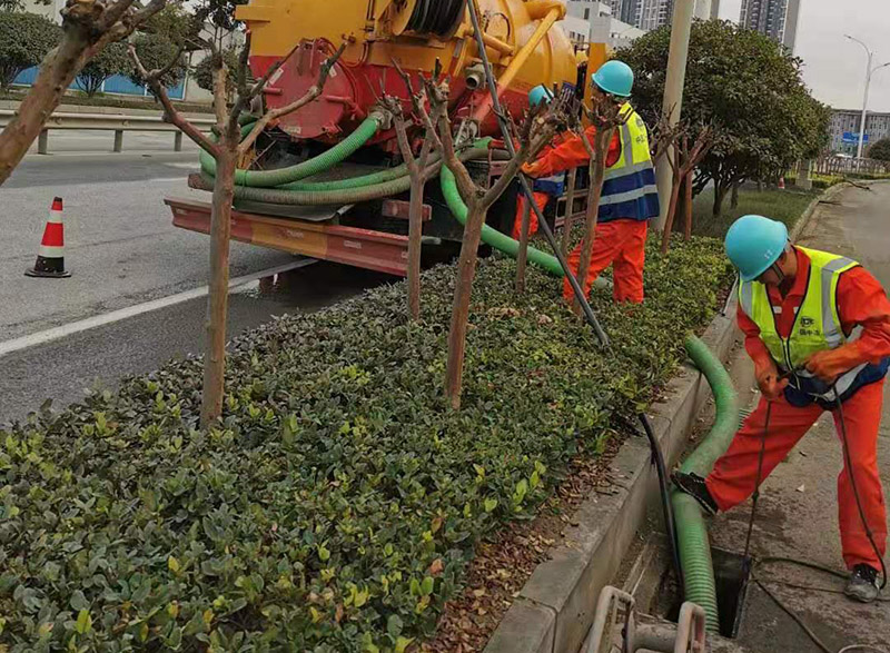 亚东市政管道清淤